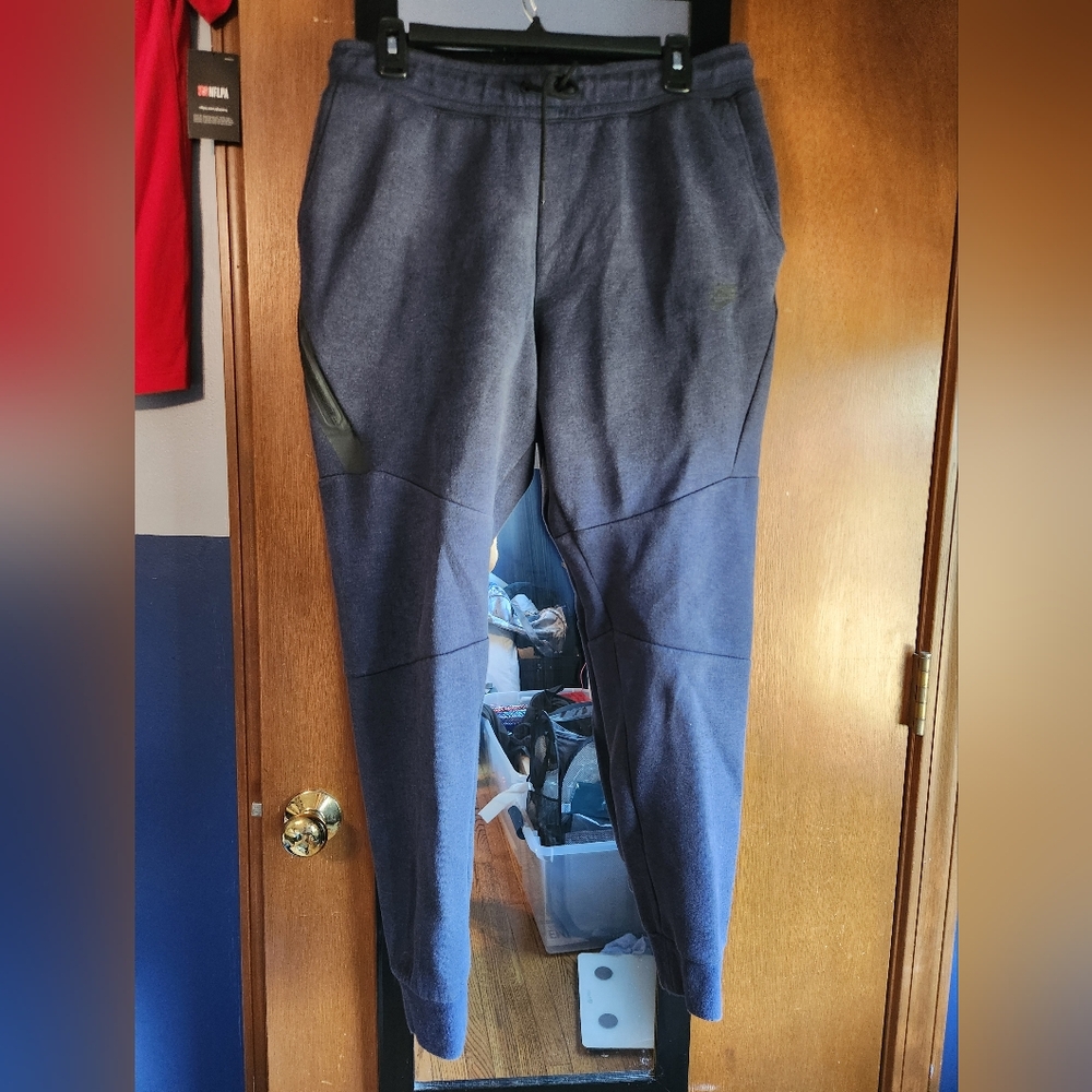Nike Men's Dark Blue Y2K Tech Joggers with Black Accents